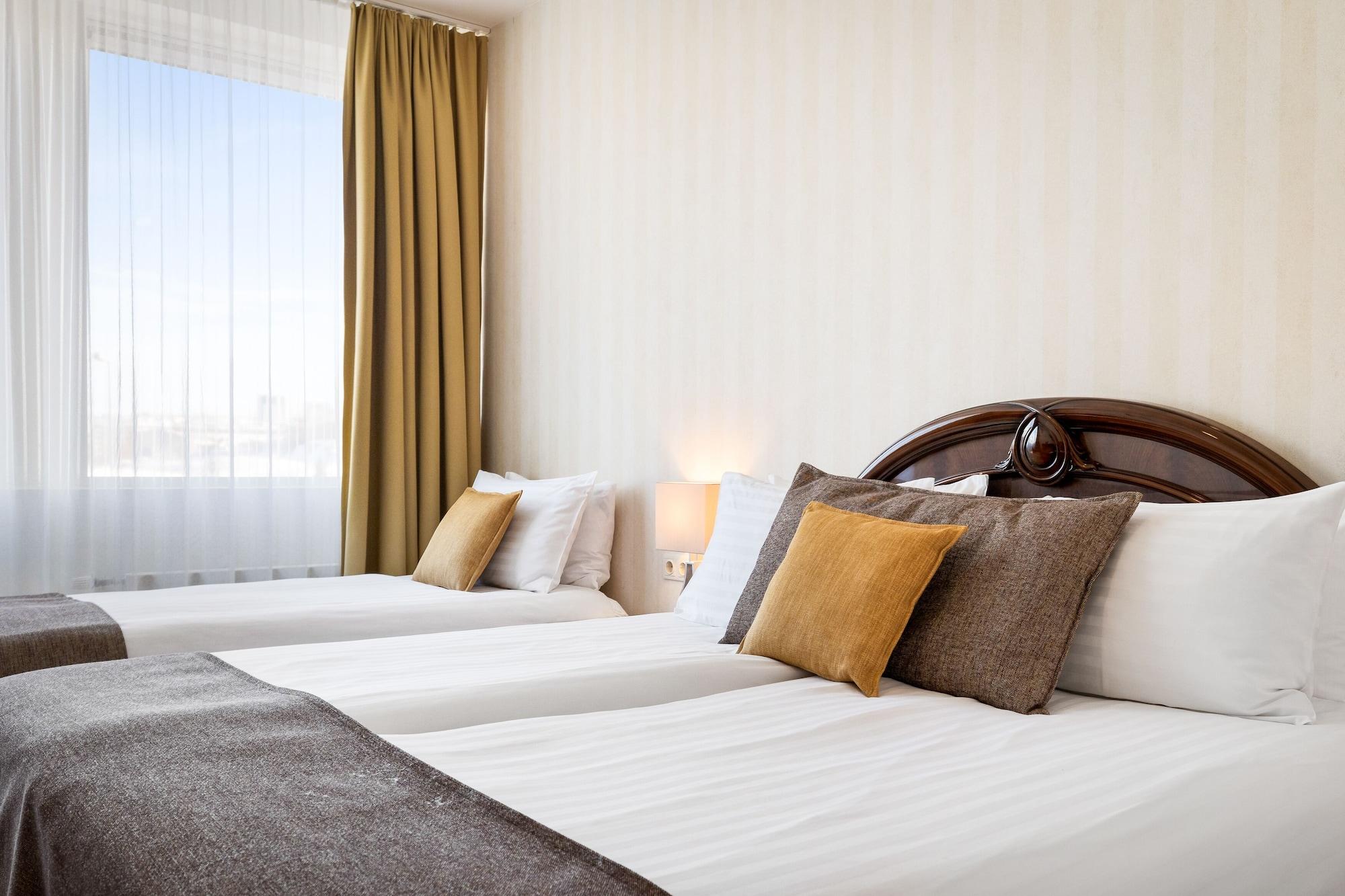 Hotel Smari Коупавогюр Экстерьер фото