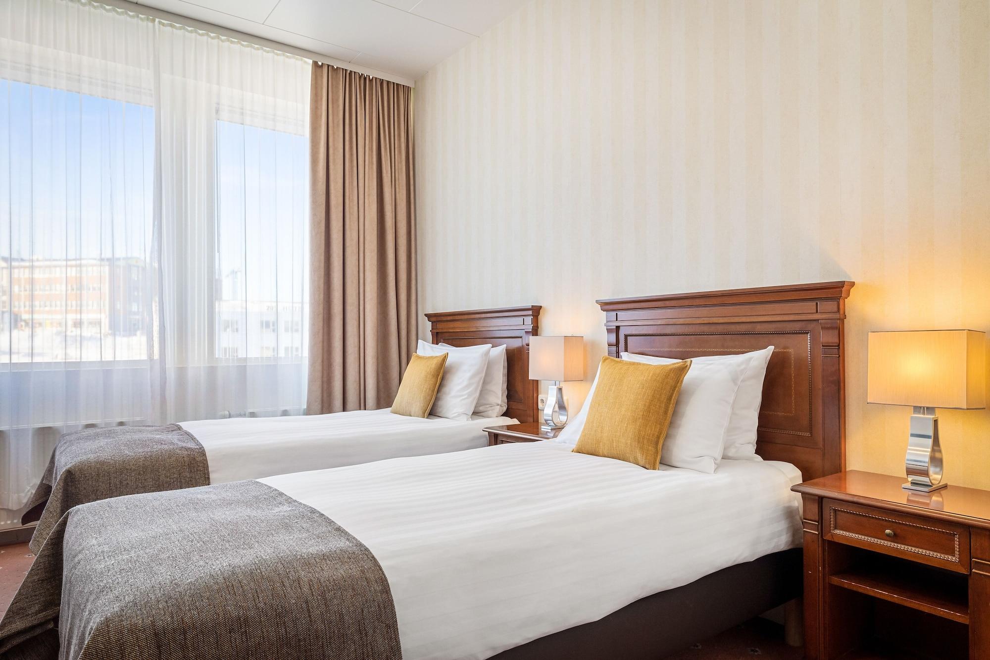 Hotel Smari Коупавогюр Экстерьер фото
