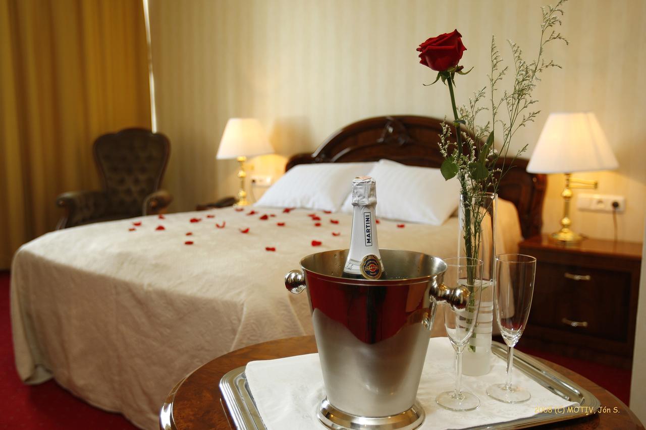 Hotel Smari Коупавогюр Экстерьер фото