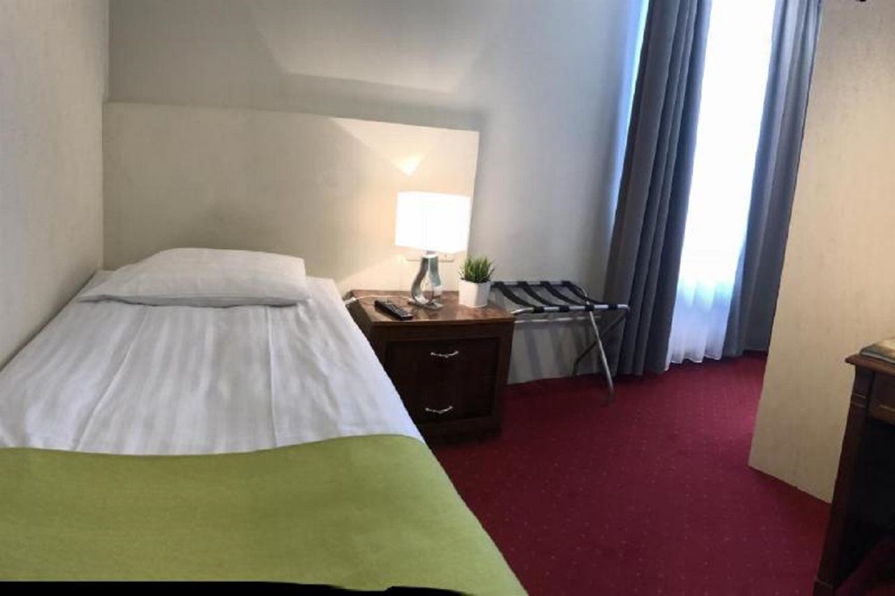 Hotel Smari Коупавогюр Экстерьер фото